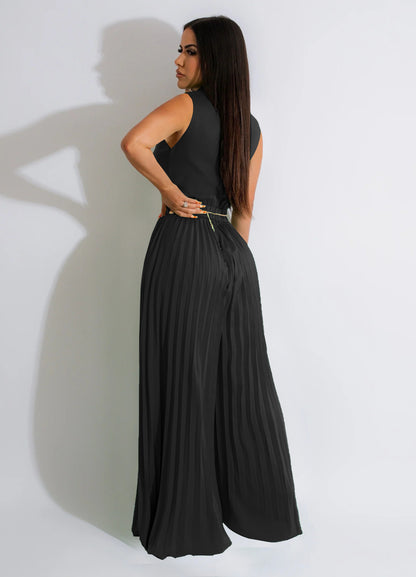 V-neck pleated jumpsuit