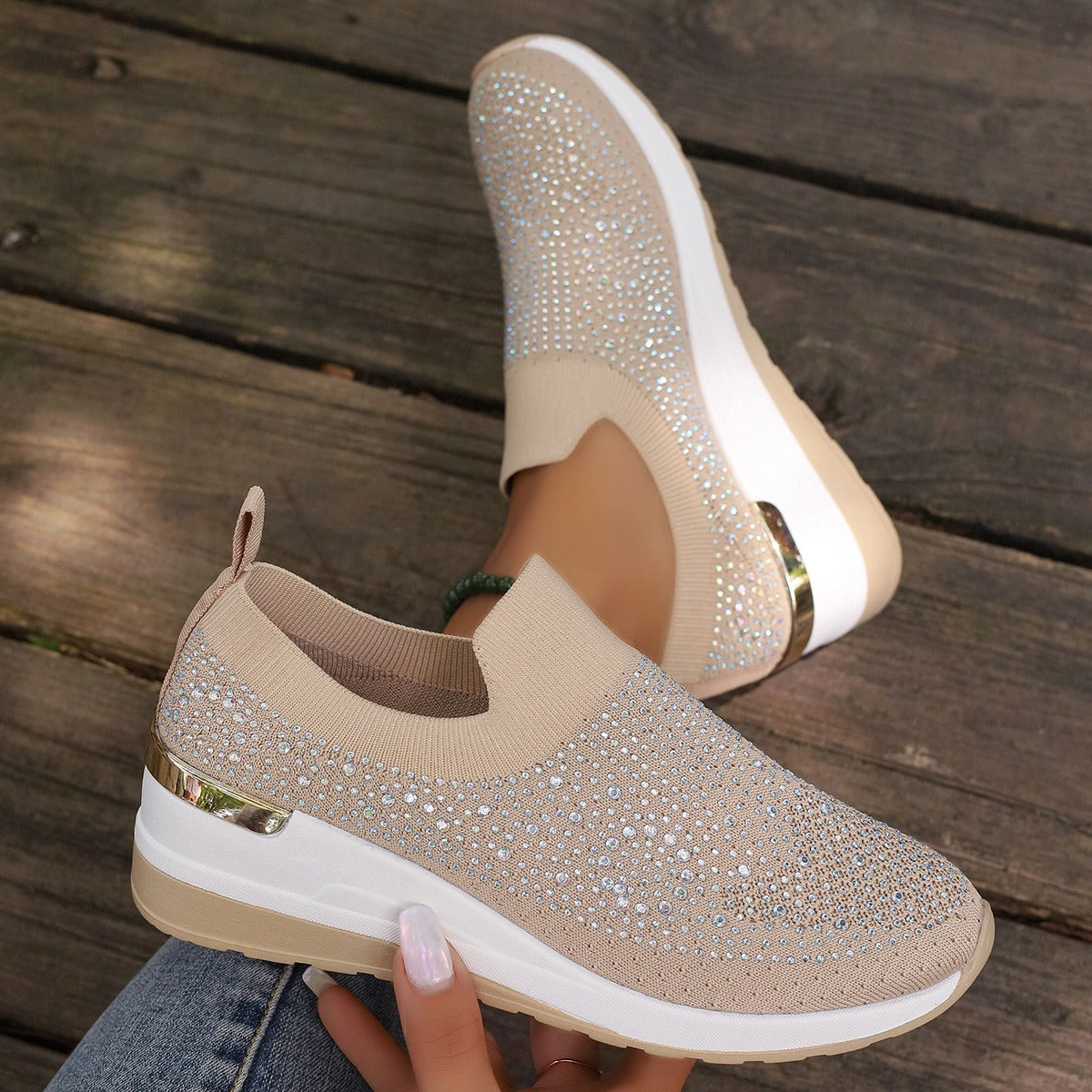 Light Luxury Shiny Slip-On Airy Casual Shoes